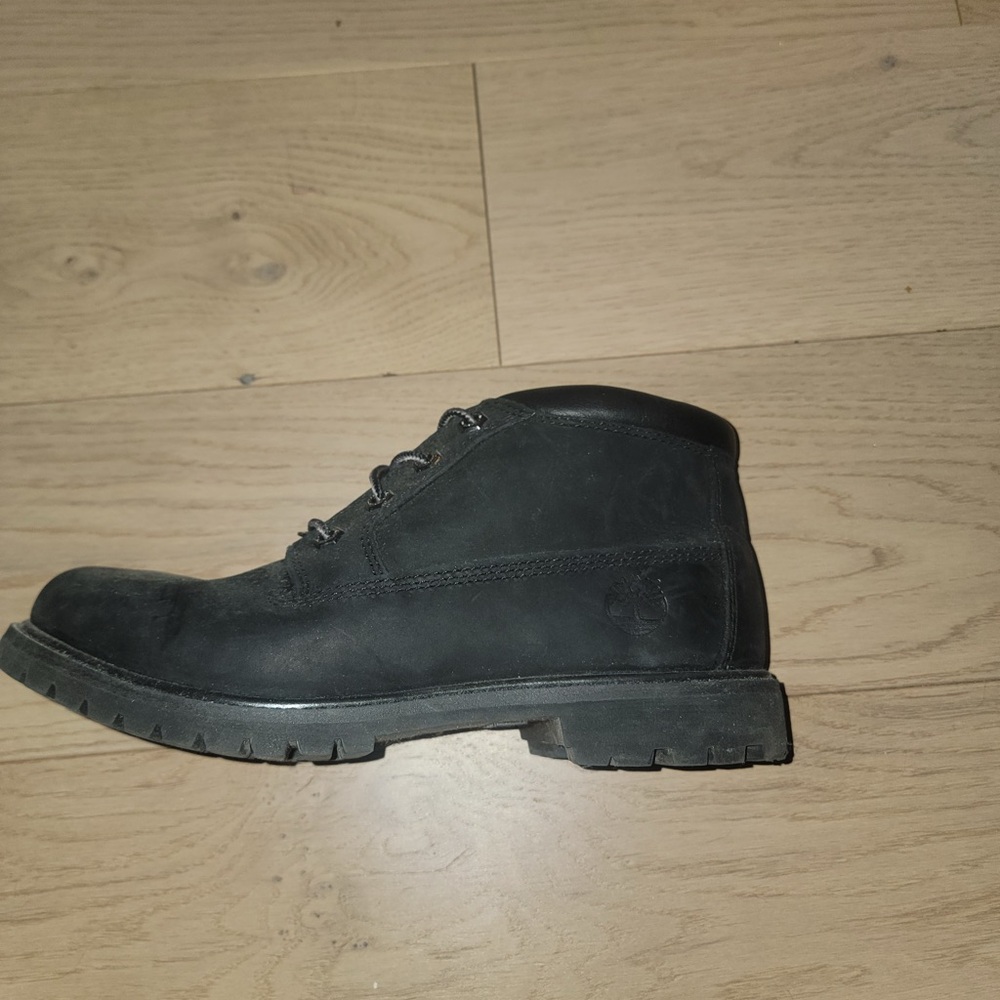 Timberland Women's Nellie Waterproof Chukka Shoes - Picture 3 of 10